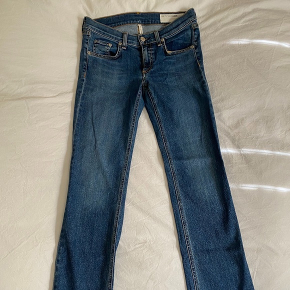rag & bone Denim - Rag & Bone Jeans Straight Leg Frayed Hem 27